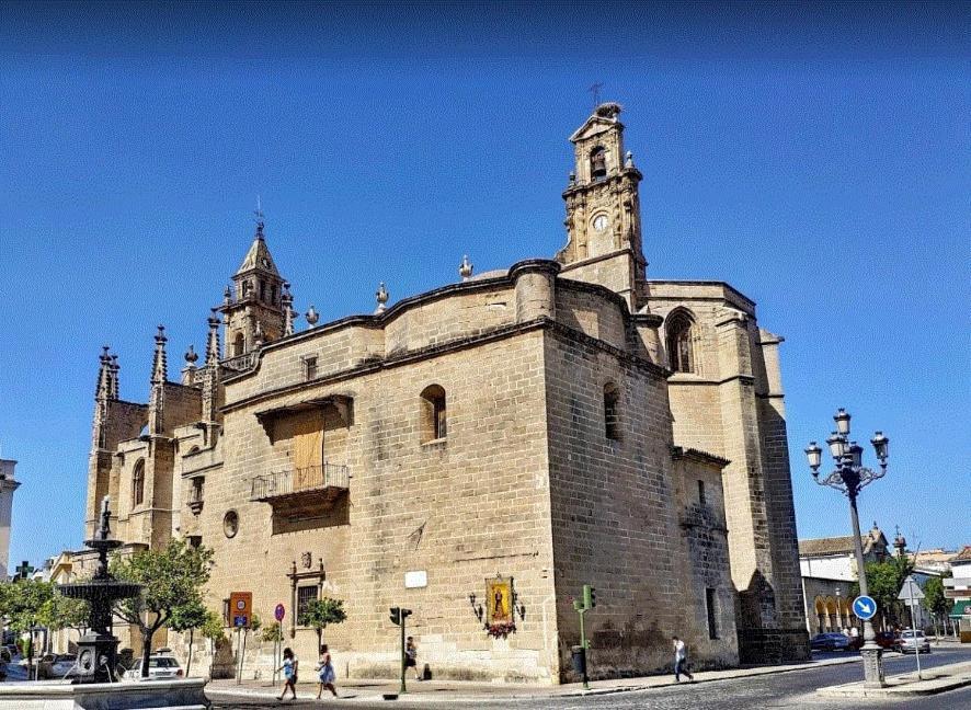 Apartamentos Iglesia De Santiago Jerez de la Frontera Exterior foto